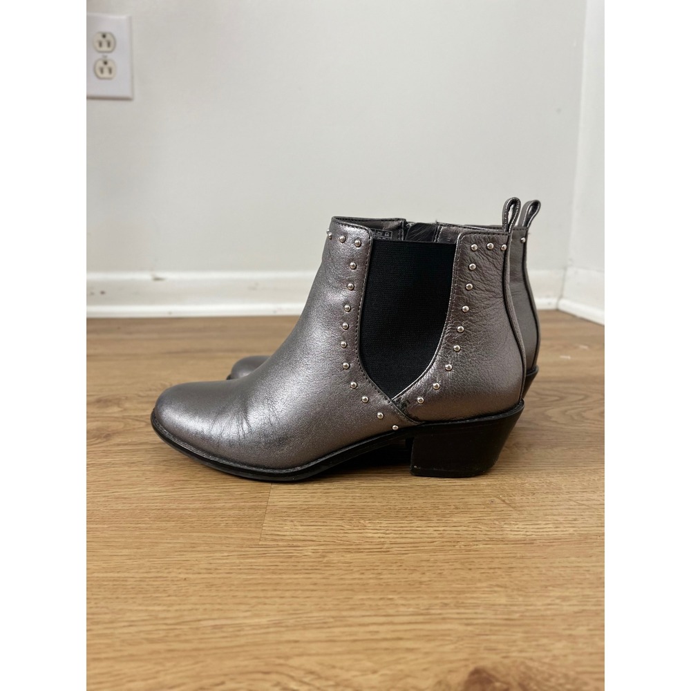Vionic Edgy Lexi Ankle Booties Womens 6 Pewter Metallic Leather Studded‎ Zip - Picture 3 of 10